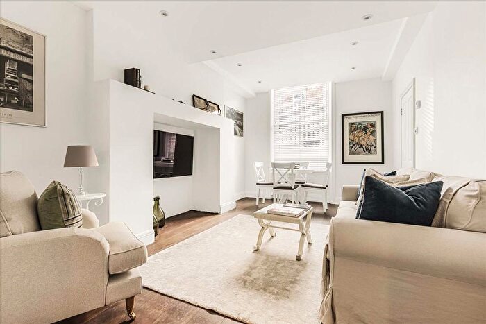 1 Bedroom Flat For Sale In Ossington Street, London, W2