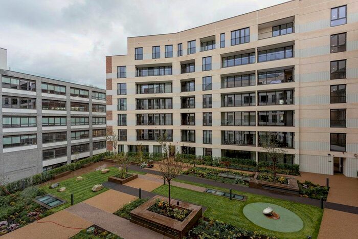 2 Bedroom Flat To Rent In Shoreditch, Rosewood Building, Gorsuch Place, London, E2