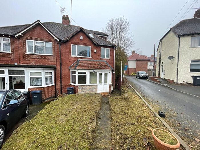 4 Bedroom House To Rent In Woodleigh Avenue, Birmingham, B17