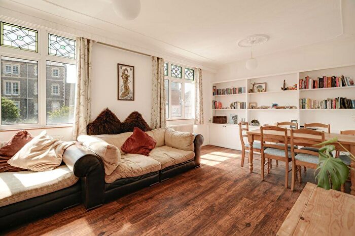 3 Bedroom Maisonette For Sale In Rockleaze Road | Sneyd Park, BS9