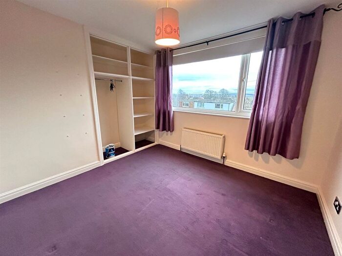 5 Bedroom Semi-Detached House To Rent In Chantry Road, East Ayton, Scarborough, YO13