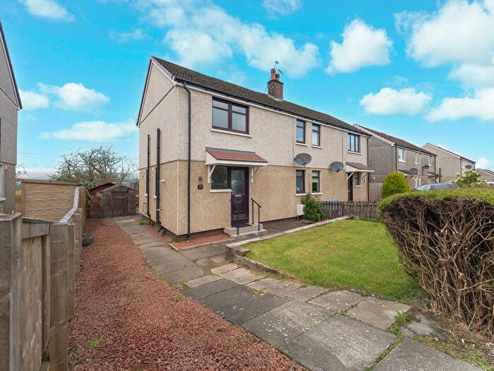 3 Bedroom Semi-Detached House For Sale In Hawthorn Crescent, Beith, North Ayrshire, KA15