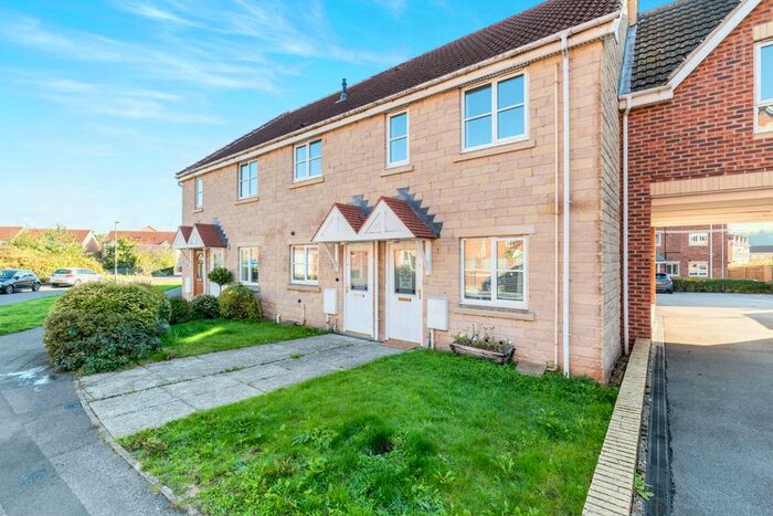 2 Bedroom Flat To Rent In White Rose Avenue, Mansfield, NG18