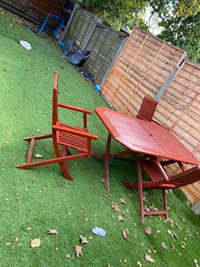 4 Bedroom Semi-Detached House To Rent In Zion Road, Thornton Heath, CR7