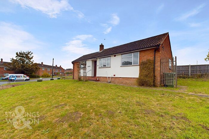 2 Bedroom Detached Bungalow For Sale In Tower Mill Road, Bungay, NR35