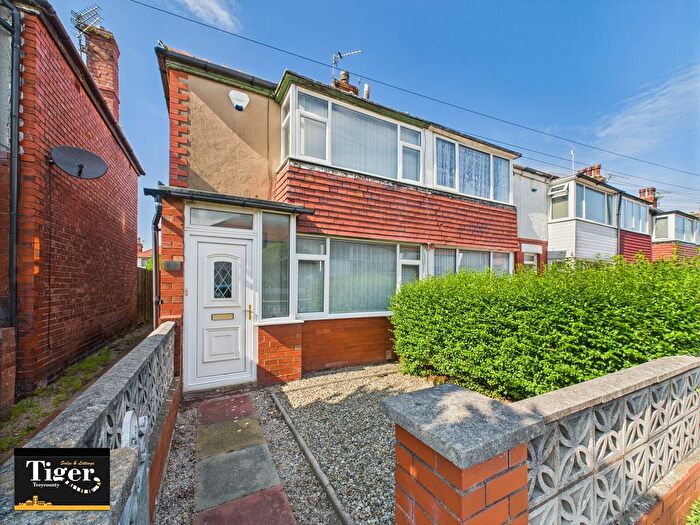 2 Bedroom End Terrace House For Sale In Willowbank Avenue, Blackpool, FY4