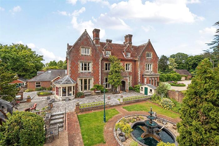 6 Bedroom House For Sale In Manor Lane, Timsbury, Romsey, Hampshire, SO51