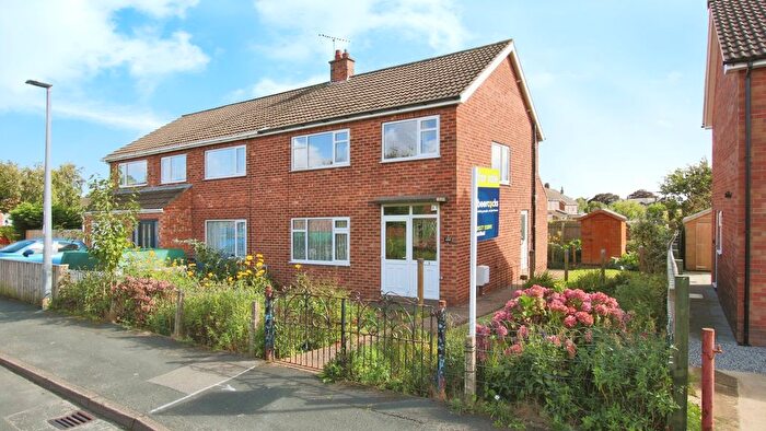 3 Bedroom Semi-Detached House For Sale In The Mount, Driffield, East Riding Of Yorkshire, YO25
