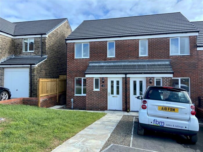End Of Terrace House To Rent In Tasker Way, Haverfordwest, Pembrokeshire, SA61