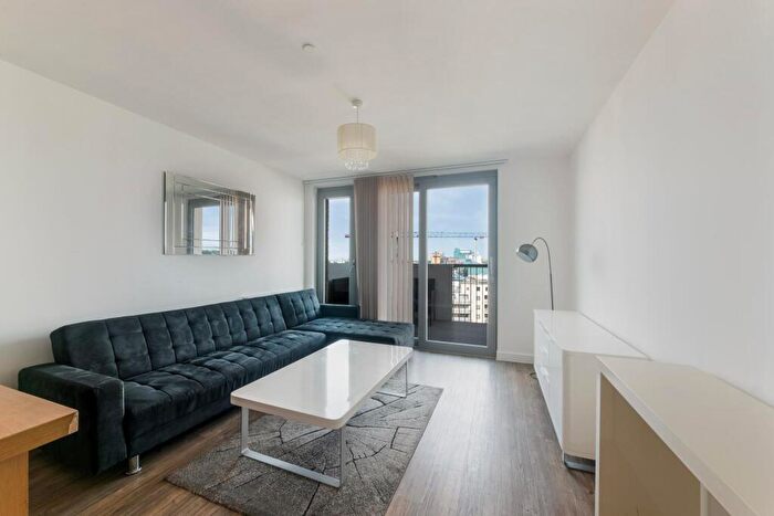 2 Bedroom Apartment To Rent In Waterside Heights, Waterside Park, London, E16