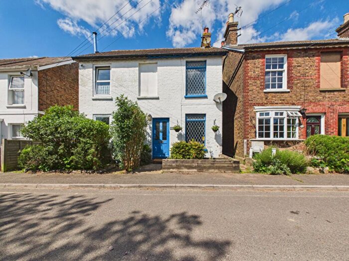 2 Bedroom Semi-Detached House For Sale In Park Terrace West, Horsham, RH12