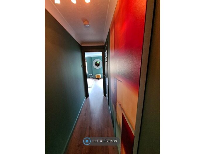 1 Bedroom Flat To Rent In Southgate Road, London, N1