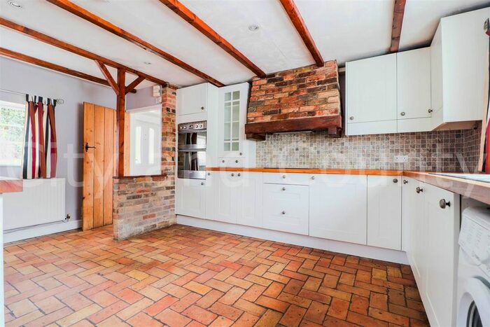 3 Bedroom End Of Terrace House To Rent In High Street, Eye, Peterborough, PE6