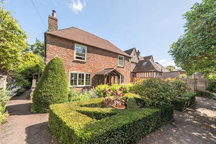 4 Bedroom Detached House For Sale In High Street, Lyminge, CT18