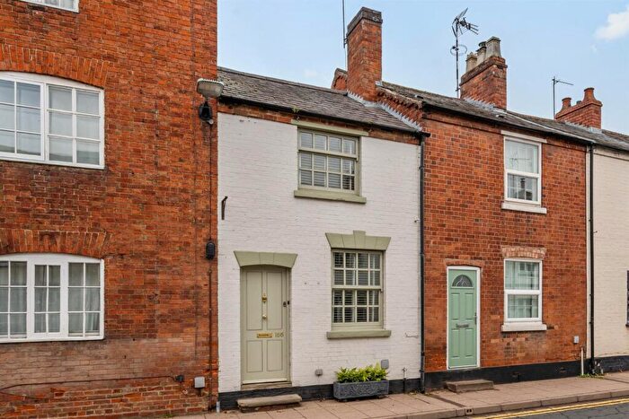 2 Bedroom Terraced House For Sale In High Street, Henley-In-Arden, B95