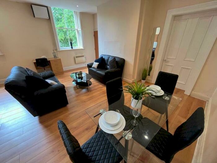 1 Bedroom Flat To Rent In Ridgeway House, LS6