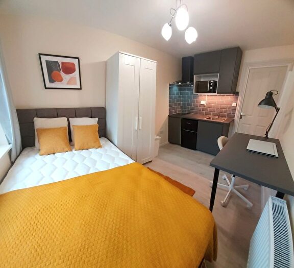 1 Bedroom Studio To Rent In Ovett Gardens, Gateshead, NE8