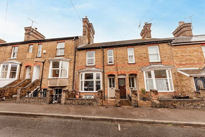 3 Bedroom Terraced House For Sale In Plantation Road, Faversham, ME13