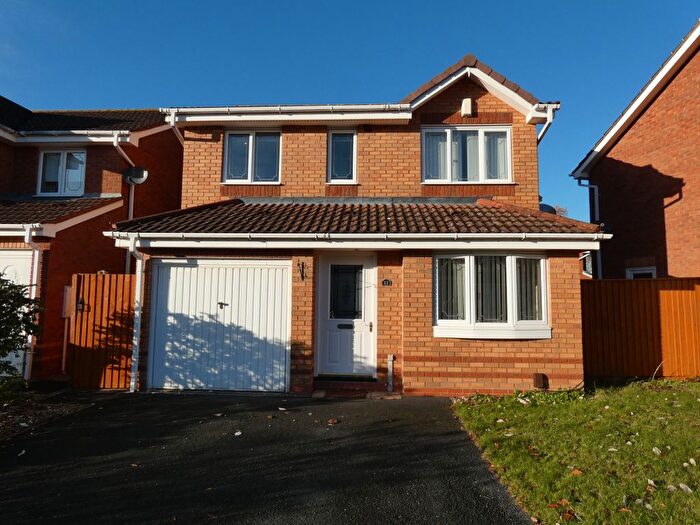 3 Bedroom Detached House To Rent In Hedingham Road, Leegomery, Telford, TF1