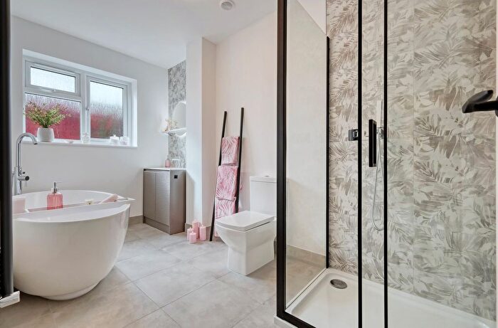5 Bedroom Detached House For Sale In Bell Lane, Kesgrave, Ipswich, IP5
