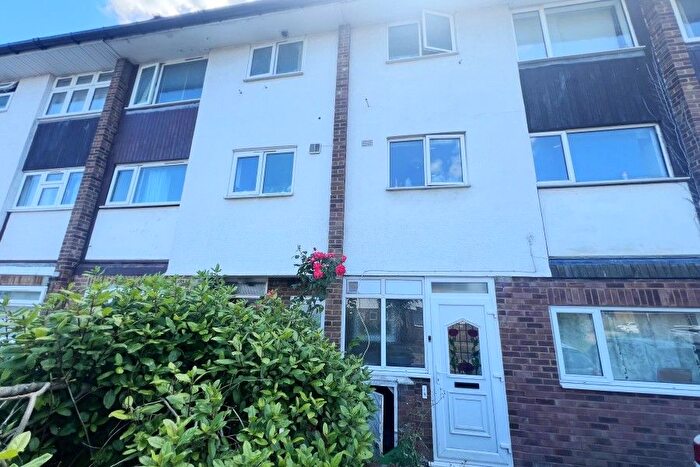 4 Bedroom Property To Rent In Guildford Park Avenue, Guildford, GU2