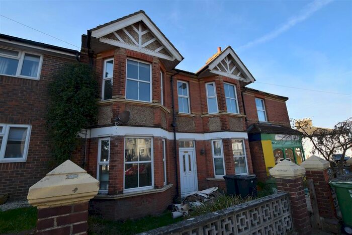 4 Bedroom Terraced House To Rent In Ashburnham Road, Hastings, TN35
