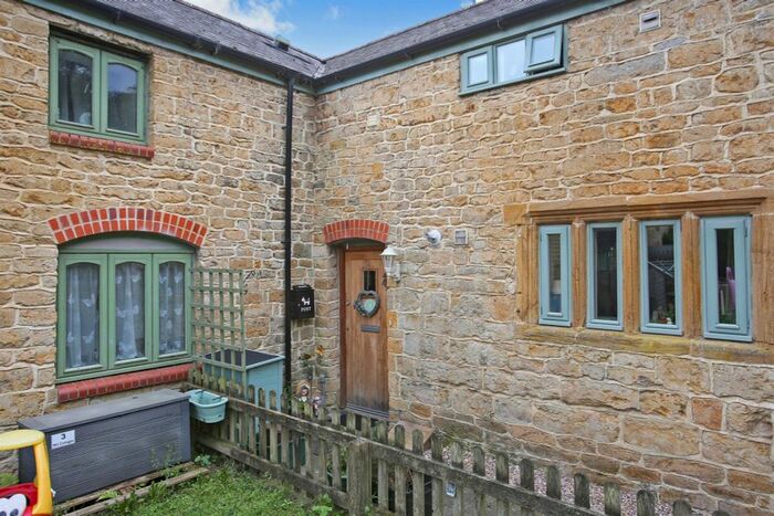 2 Bedroom Terraced House For Sale In Mill Lane, Crewkerne, TA18