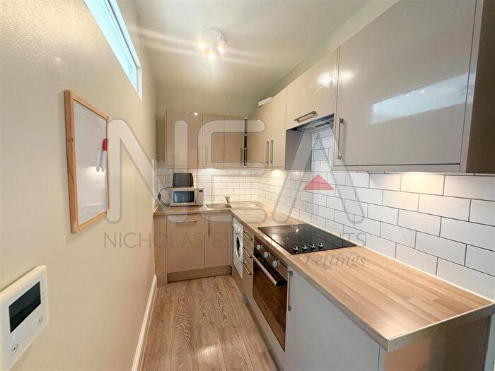 1 Bedroom Apartment To Rent In Prospect Street, Caversham, Reading, RG4