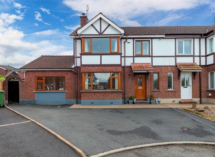 4 Bedroom Semi-Detached House For Sale In Stratford Glen, Bangor, County Down, BT19