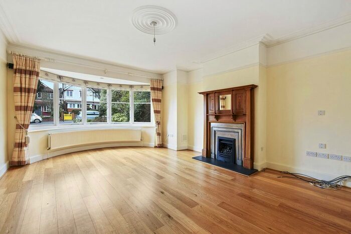 5 Bedroom Detached House To Rent In The Avenue, Muswell Hill, London, N10