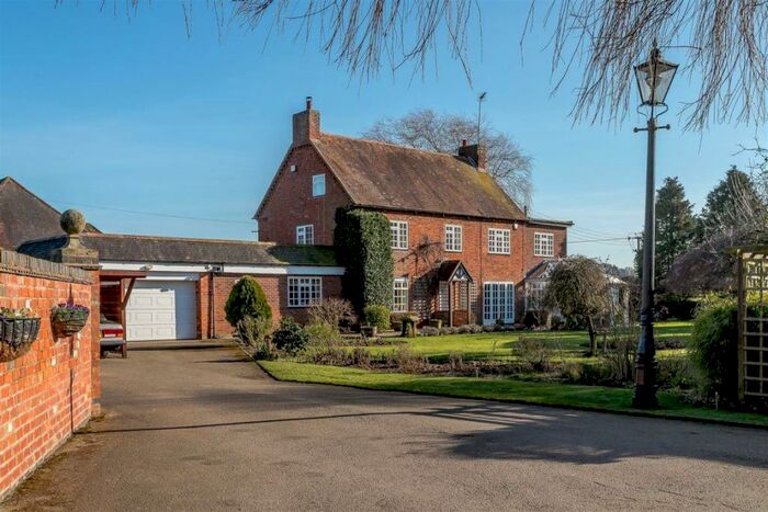 4 Bedroom Property To Rent In Birchley Wood Farm Coventry, CV3