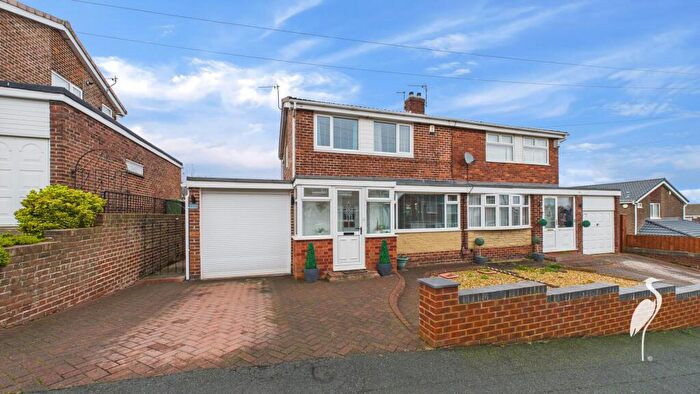 3 Bedroom Semi Detached House For Sale In Vicarage Close, Silksworth, Sunderland, SR3