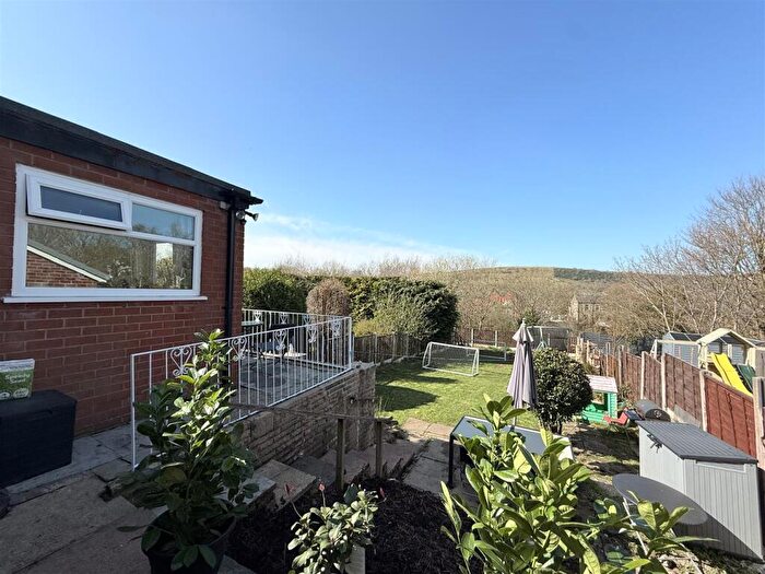 2 Bedroom Semi-Detached Bungalow For Sale In Richmond Crescent, Mossley, OL5