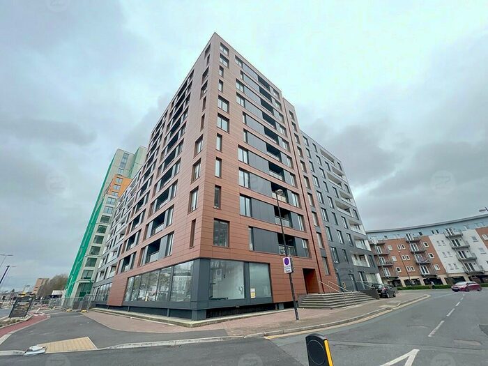 2 Bedroom Apartment For Sale In The Exchange, Elmira Way, Salford, M5