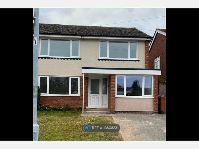 3 Bedroom Semi-Detached House To Rent In Lichfield, Lichfield, WS13