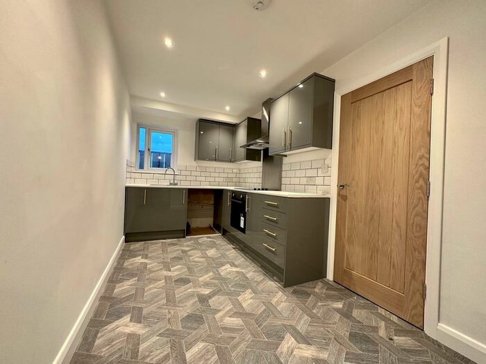 2 Bedroom Apartment To Rent In Stockport Road, Marple, SK6