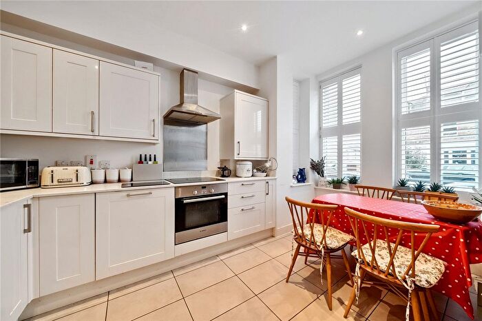 3 Bedroom End Of Terrace House For Sale In Shipman Road, London, SE23
