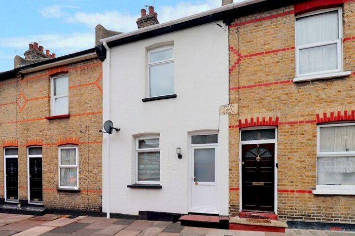 2 Bedroom Terraced House To Rent In Brighton Avenue, Southchurch Village, SS1