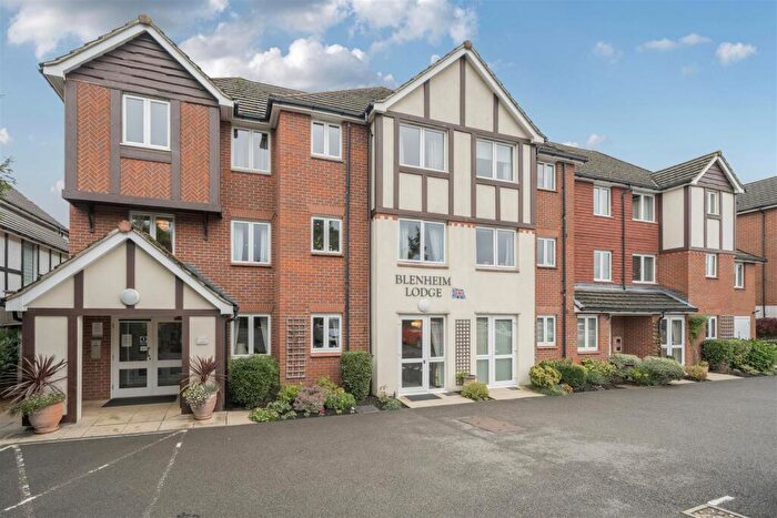 1 Bedroom Retirement Property For Sale In Blenheim Lodge, Amersham, HP6