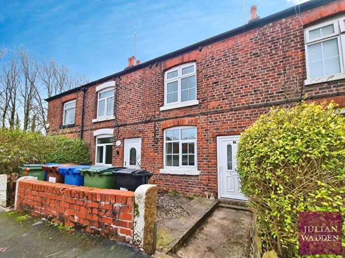 2 Bedroom Terraced House To Rent In Padden Brook, Romiley, Stockport, SK6