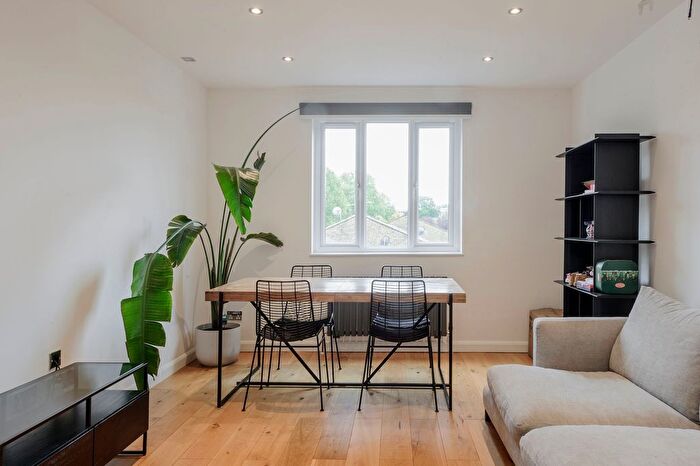 2 Bedroom Flat To Rent In Walterton Road, Maida Vale, W9