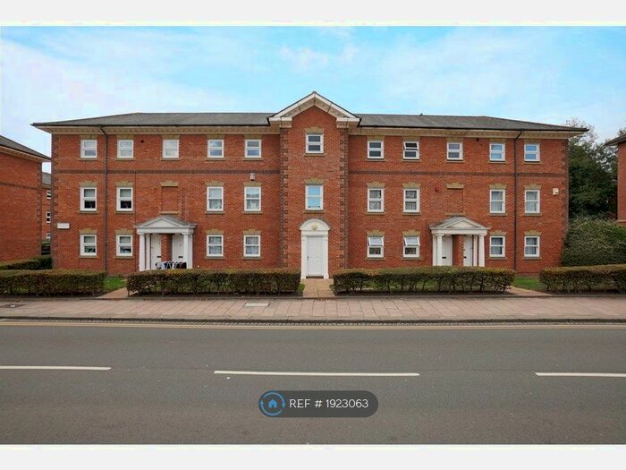 2 Bedroom Flat To Rent In Ashburnham Road, Bedford, MK40