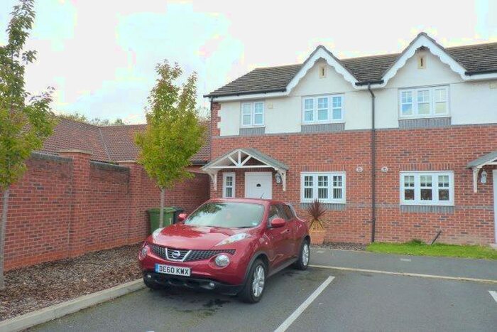 3 Bedroom Semi-Detached House To Rent In New Hey Road, Wirral, CH49