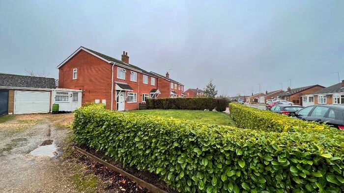 3 Bedroom Semi-Detached House For Sale In Falklands Drive, Wisbech, Cambridgeshire, PE13