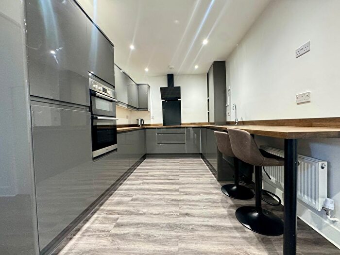 5 Bedroom Terraced House To Rent In Harmer Road, Norwich, NR3