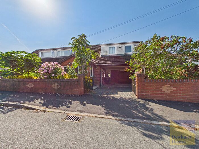3 Bedroom Semi-Detached House For Sale In Worthing Road, Ingol, PR2