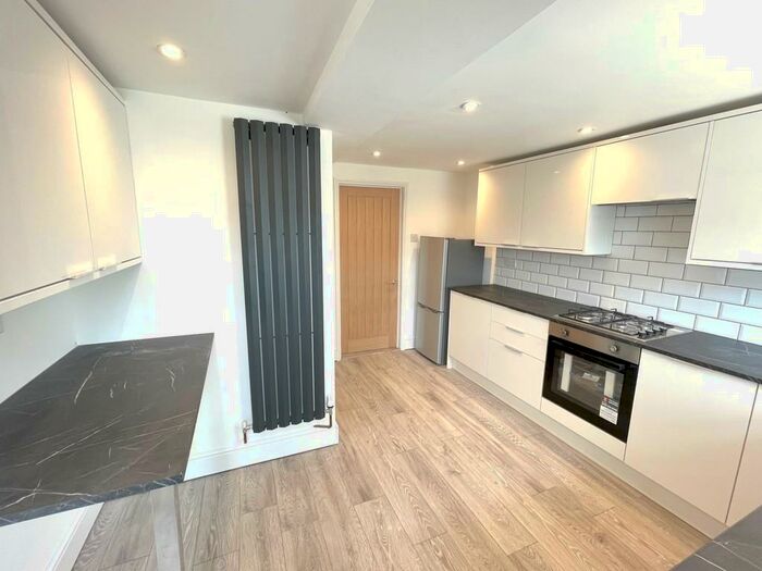 2 Bedroom Terraced House To Rent In Gosport, PO12