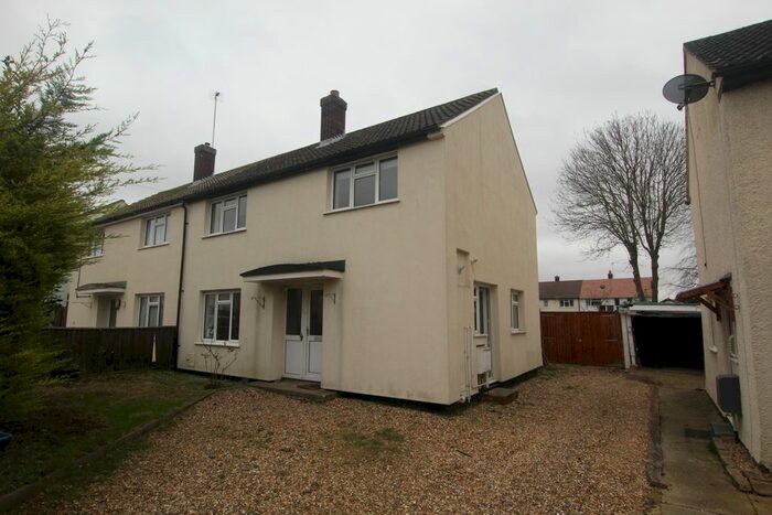 3 Bedroom Semi-Detached House To Rent In Martindale Way, Sawston, Cambridge, CB22