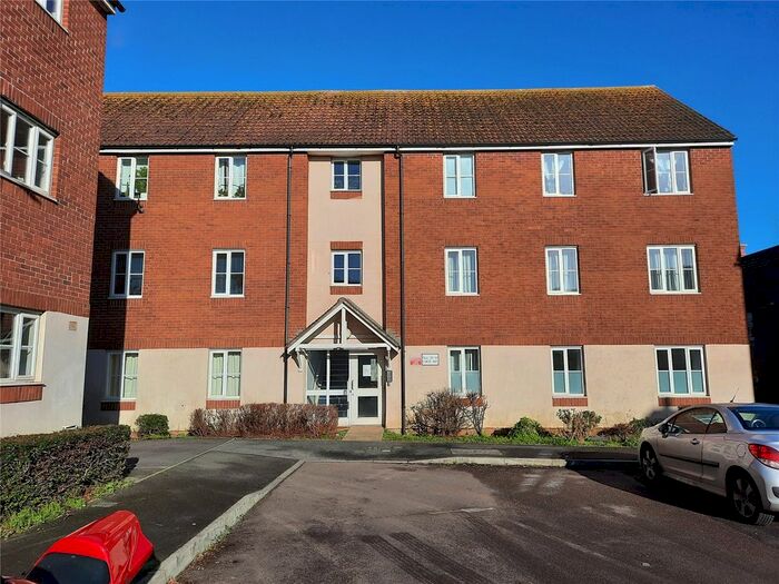 2 Bedroom Flat To Rent In Coker Way, Chard, Somerset TA20