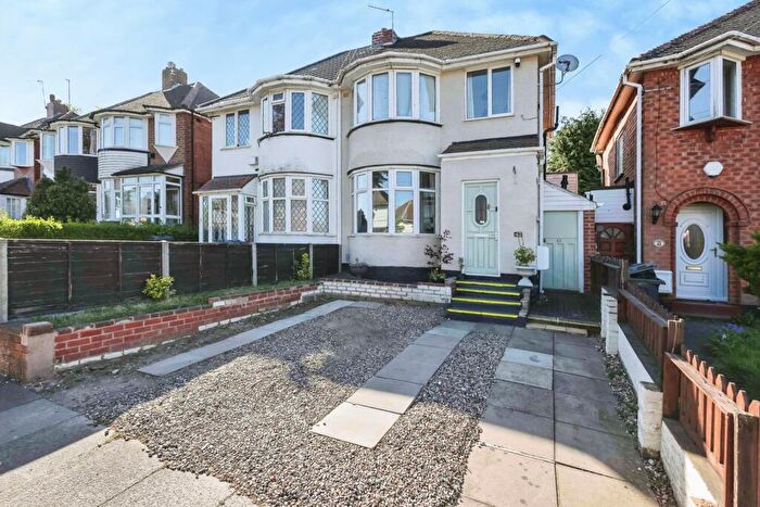 3 Bedroom Semi Detached House For Sale In Corisande Road, Selly Oak, Birmingham, B29